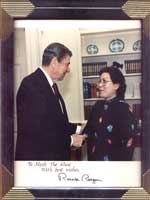 reagan-with-khuc-minh-tho